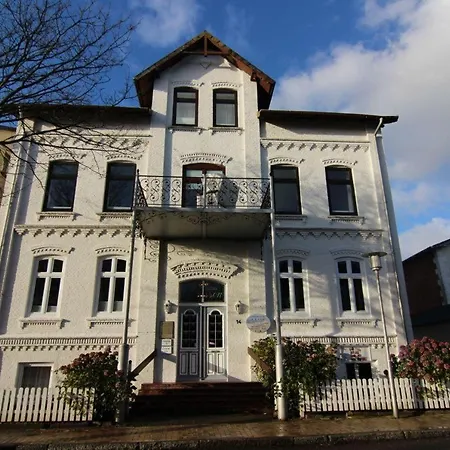 بيت ضيافة Kapitaenshaus-lassen-zimmer-kajuete